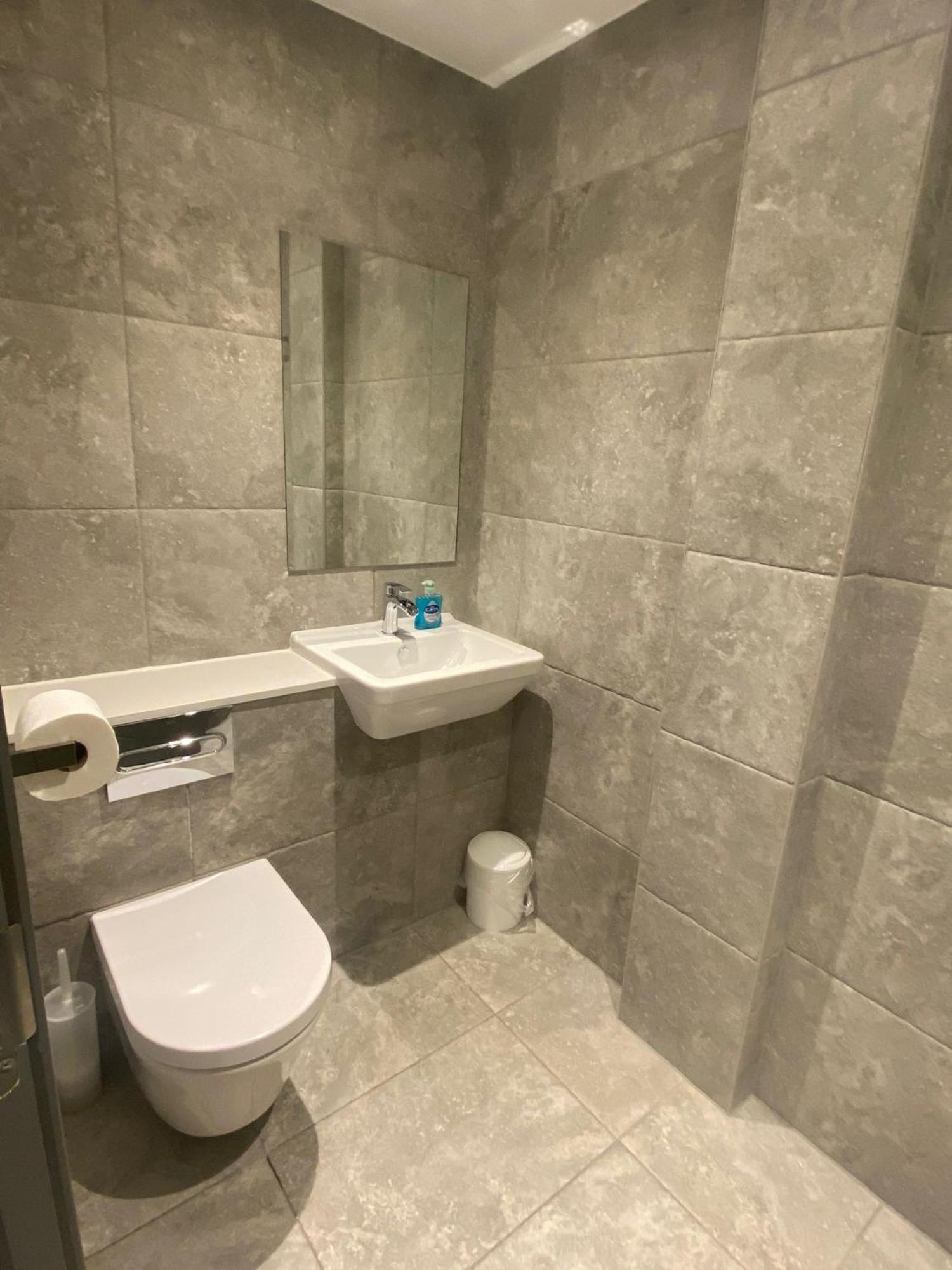 4 The View Apartments Ilfracombe - Seafront, Parking, Lift, Ev Eksteriør bilde