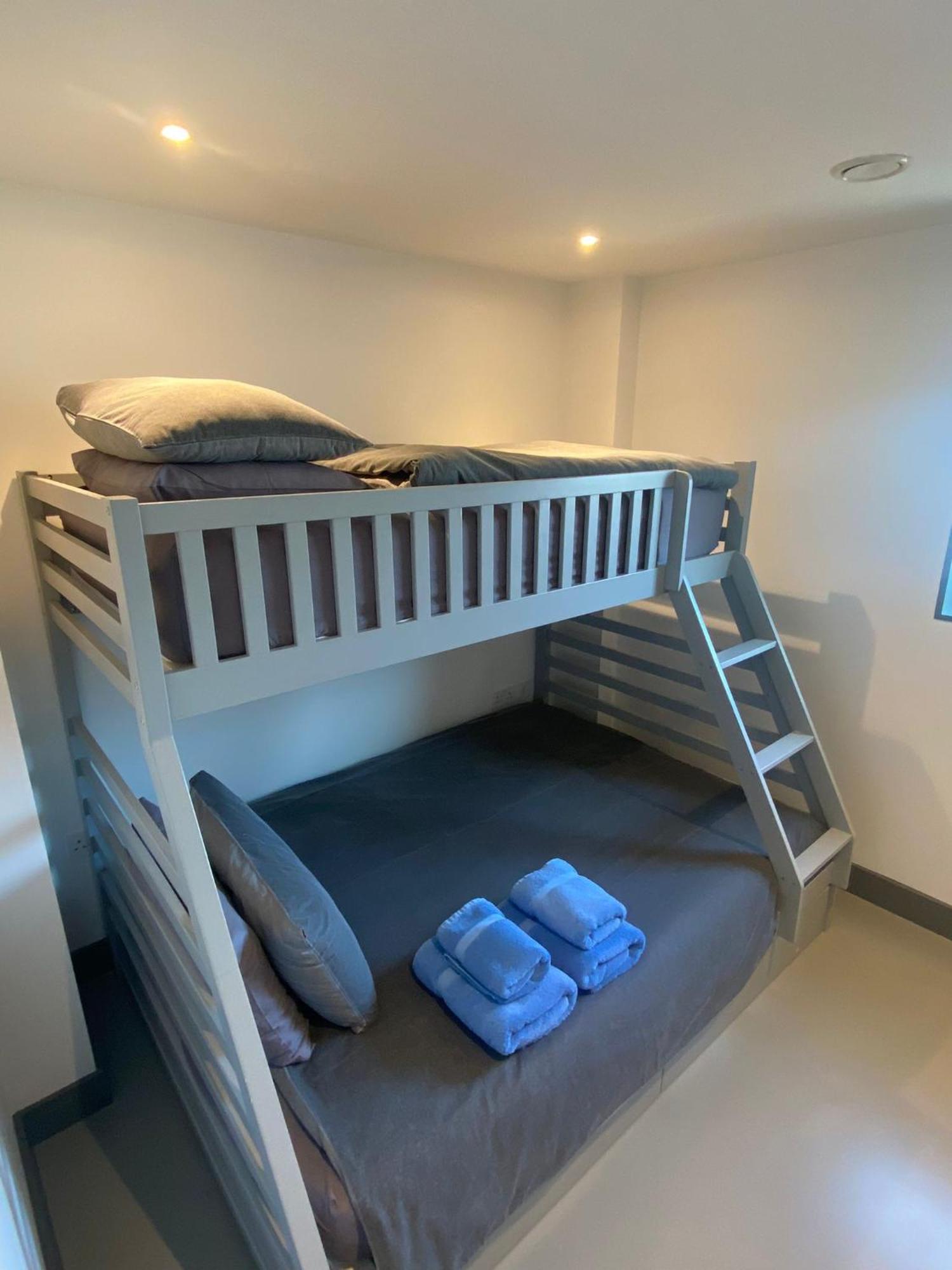 4 The View Apartments Ilfracombe - Seafront, Parking, Lift, Ev Eksteriør bilde